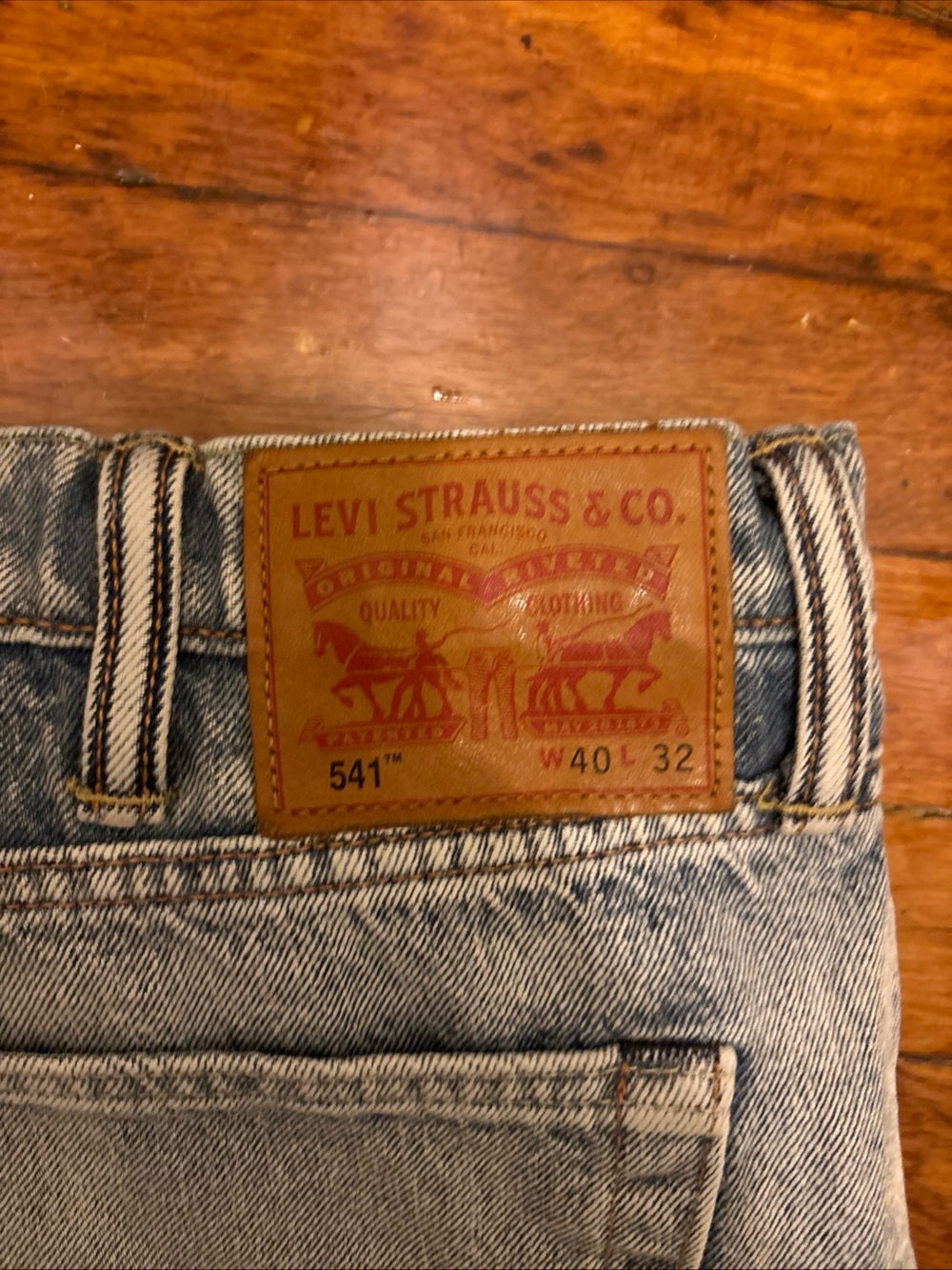 Men's Levi’s 541 Washed Blue Paint-Splatter Jeans size 40/32 - Picture 10 of 10